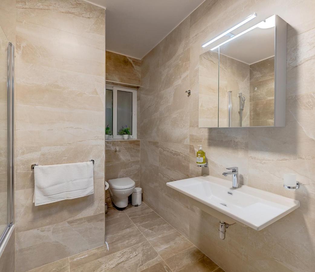 Chic 2Br Apartment, Ideal Location Ta Xbiex ภายนอก รูปภาพ