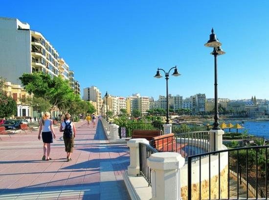 Chic 2Br Apartment, Ideal Location Ta Xbiex ภายนอก รูปภาพ